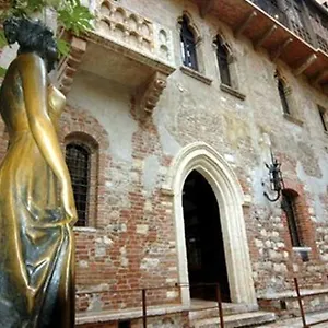 Le Notti Di Giulietta Affittacamere